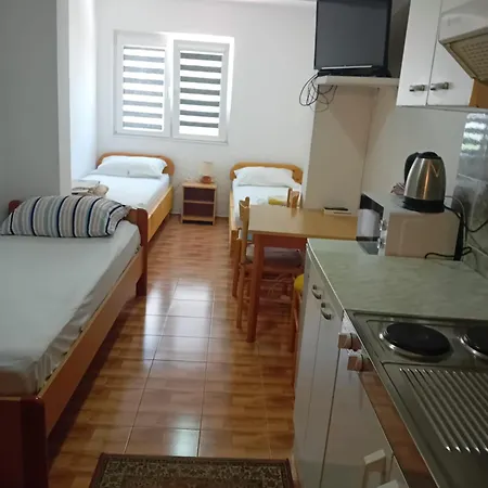 Butkovic Guest house Hvar Town