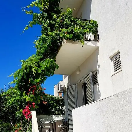 Butkovic 3* Hvar Town