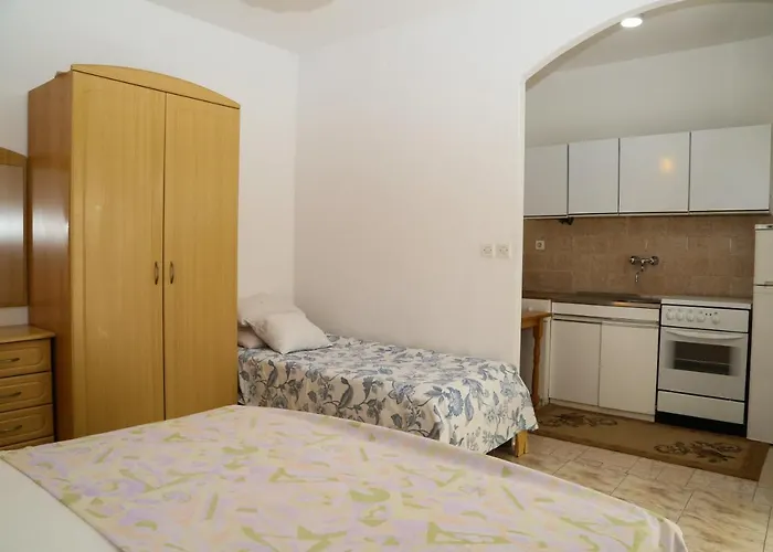 Guest house Butkovic