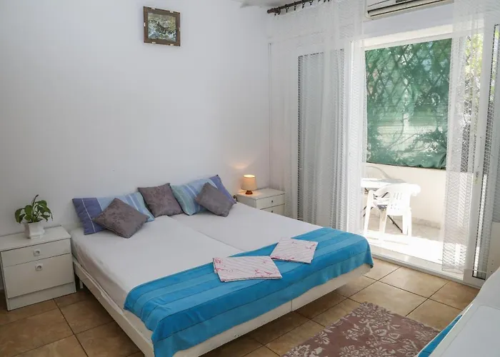 Guest house Butkovic