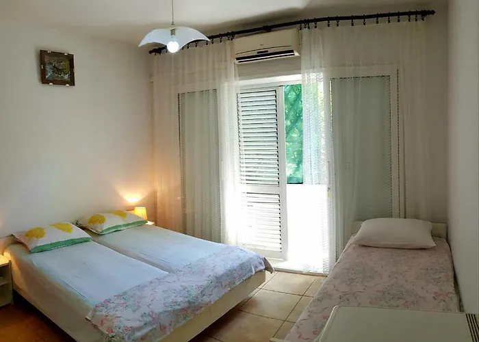 Butkovic Guest house Hvar Town