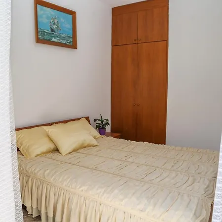 Butkovic بيت ضيافة هفار