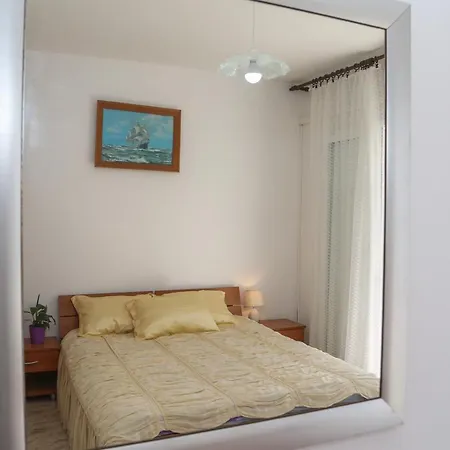 بيت ضيافة Butkovic