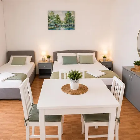 Butkovic Gæstehus Hvar Town