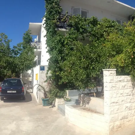 Butkovic بيت ضيافة